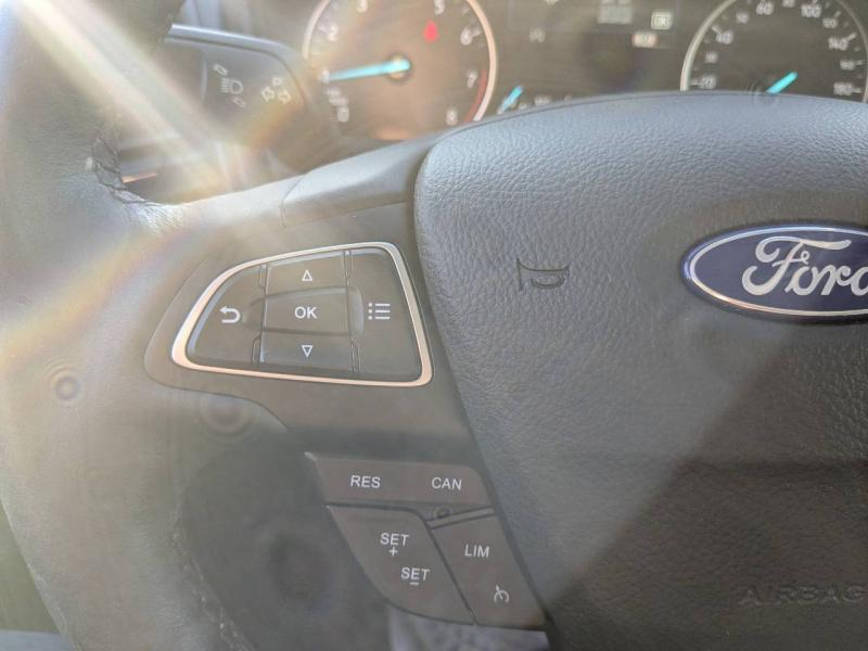 Photo 13 de l’annonce de FORD EcoSport d’occasion à vendre à MANOSQUE