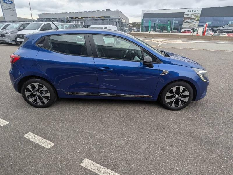 Photo 8 de l’annonce de RENAULT Clio d’occasion à vendre à FRÉJUS