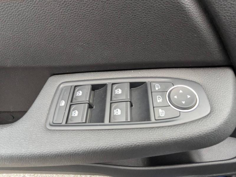 Photo 12 de l’annonce de RENAULT Clio d’occasion à vendre à FRÉJUS