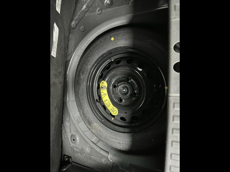 Photo 8 de l’annonce de FORD Ka+ Active d’occasion à vendre à ORANGE