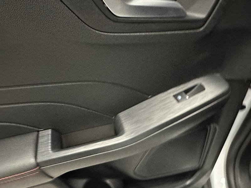 Photo 11 de l’annonce de FORD Kuga d’occasion à vendre à ORANGE