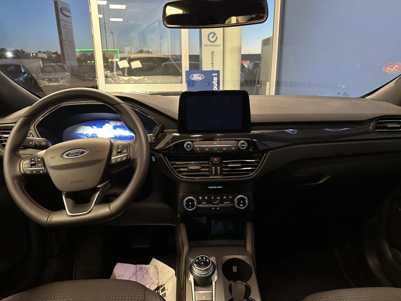 Photo 16 de l’annonce de FORD Kuga d’occasion à vendre à ORANGE