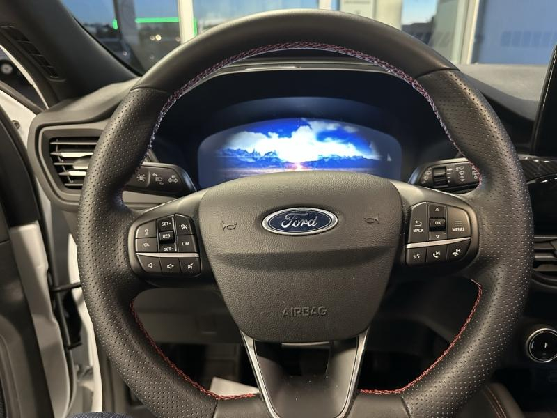 Photo 17 de l’annonce de FORD Kuga d’occasion à vendre à ORANGE