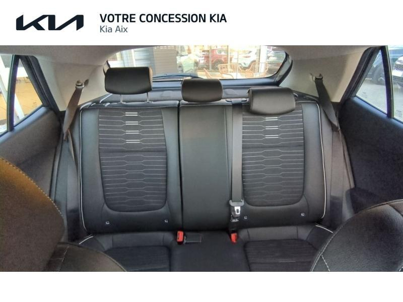 Photo 10 de l’annonce de KIA Stonic d’occasion à vendre à MARSEILLE