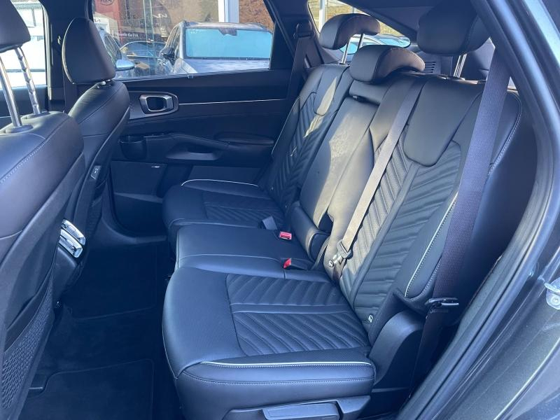 Photo 8 de l’annonce de KIA Sorento d’occasion à vendre à SALLANCHES