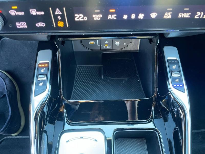 Photo 13 de l’annonce de KIA Sorento d’occasion à vendre à SALLANCHES