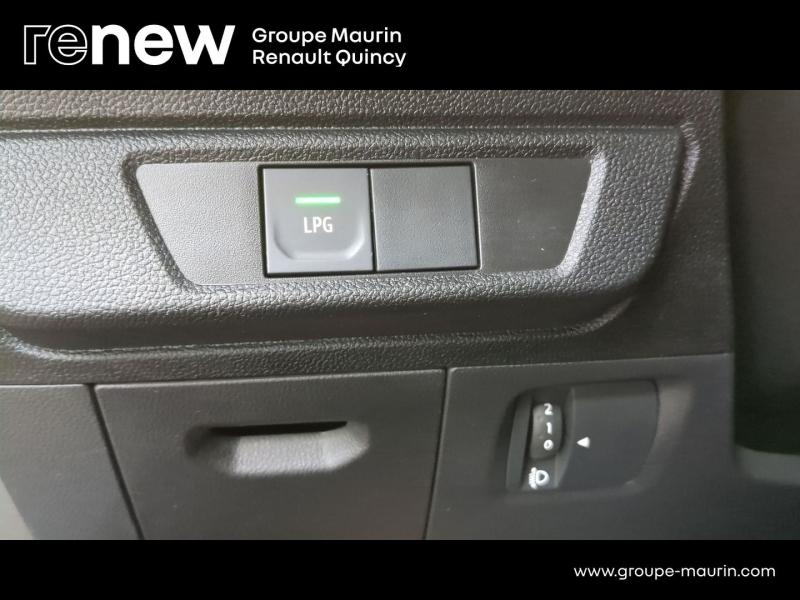 Photo 14 de l’annonce de DACIA Sandero d’occasion à vendre à QUINCY-SOUS-SÉNART