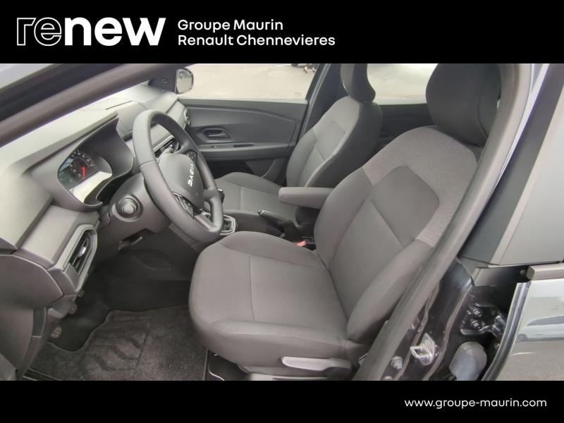 Photo 10 de l’annonce de DACIA Sandero d’occasion à vendre à CHENNEVIÈRES-SUR-MARNE