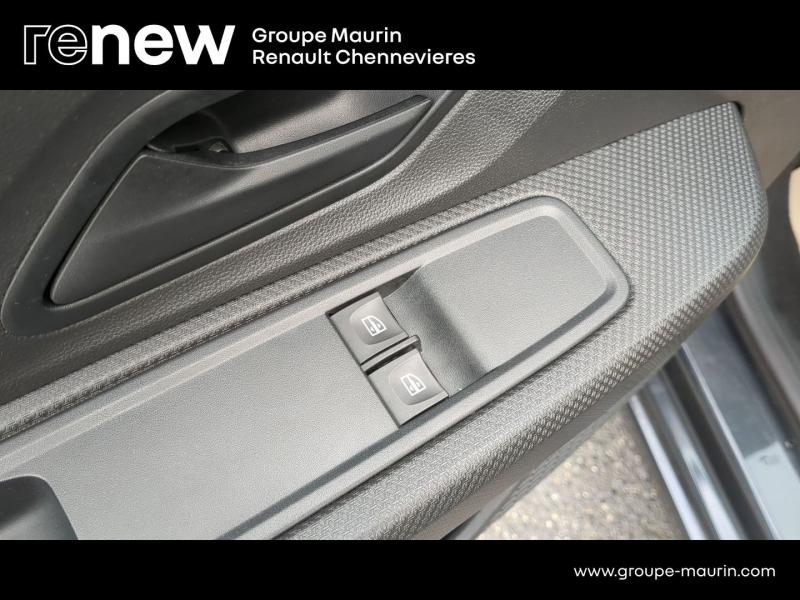 Photo 14 de l’annonce de DACIA Sandero d’occasion à vendre à CHENNEVIÈRES-SUR-MARNE