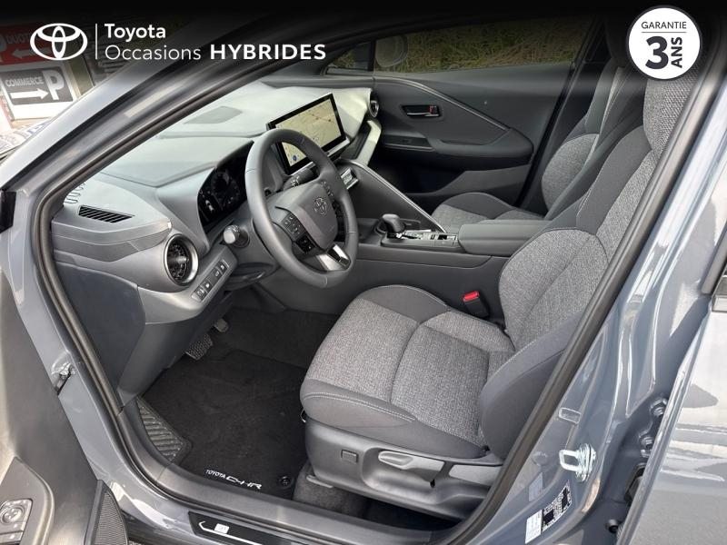 Photo 11 de l’annonce de TOYOTA C-HR d’occasion à vendre à AUBIÈRE