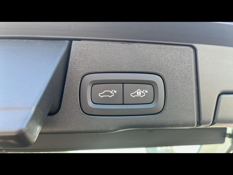 Photo 8 de l’annonce de VOLVO XC60 d’occasion à vendre à GAP