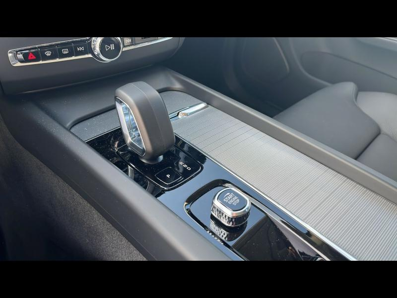Photo 12 de l’annonce de VOLVO XC60 d’occasion à vendre à GAP