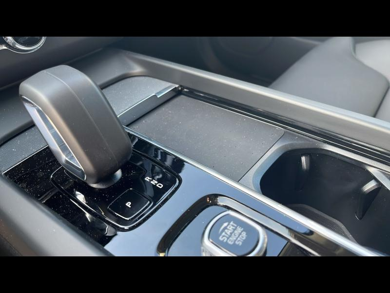 Photo 16 de l’annonce de VOLVO XC60 d’occasion à vendre à GAP