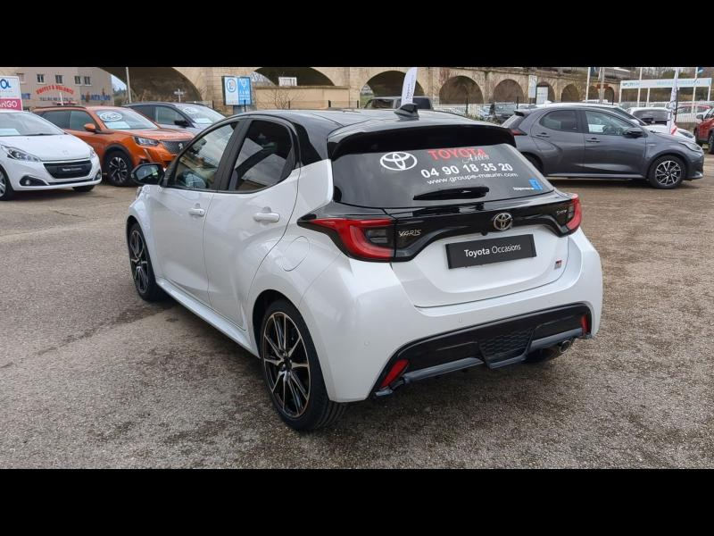 Photo 3 de l’annonce de TOYOTA Yaris d’occasion à vendre à ARLES