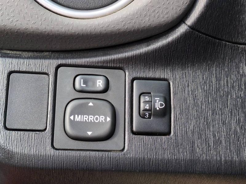 Photo 18 de l’annonce de TOYOTA Yaris d’occasion à vendre à ARLES