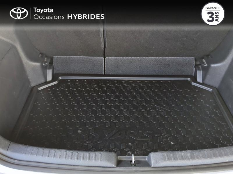 Photo 10 de l’annonce de TOYOTA Yaris d’occasion à vendre à ARLES