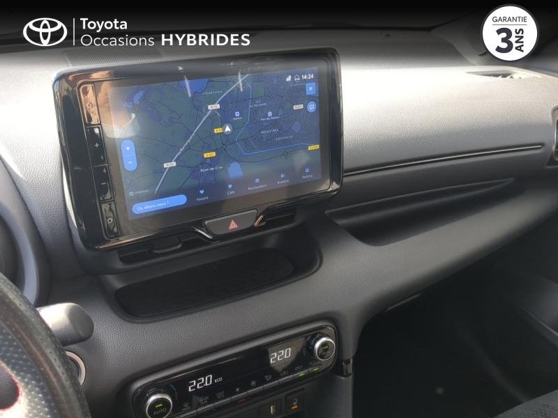 Photo 15 de l’annonce de TOYOTA Yaris d’occasion à vendre à ARLES