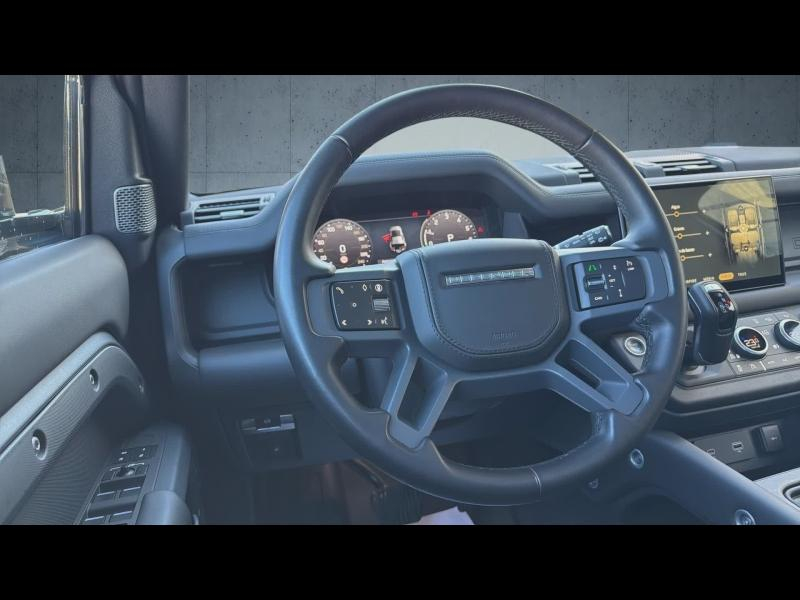 Photo 10 de l’annonce de LAND-ROVER Defender d’occasion à vendre à Marseille