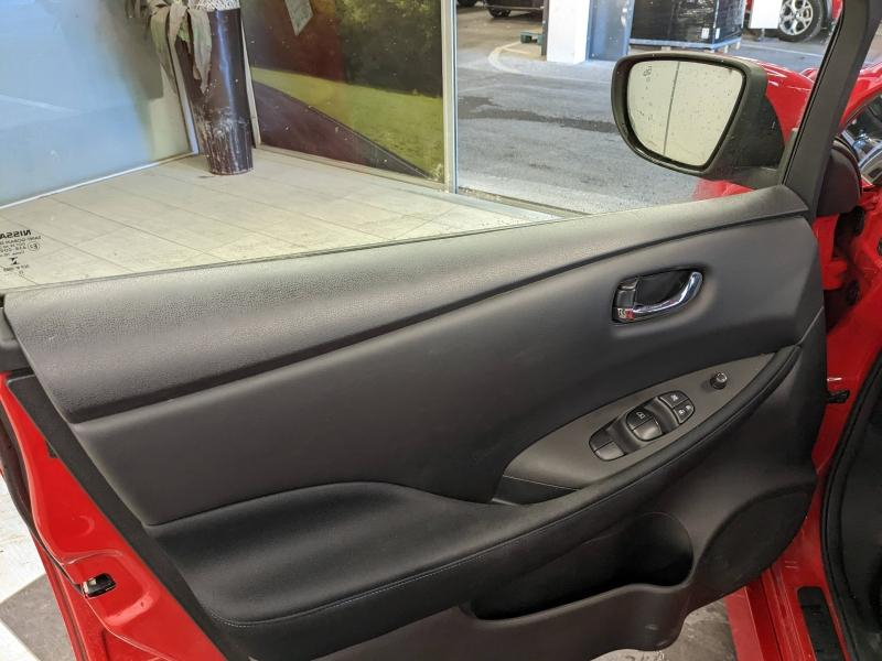 Photo 9 de l’annonce de NISSAN Leaf d’occasion à vendre à MONTPELLIER