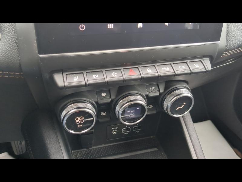 Photo 17 de l’annonce de RENAULT Captur d’occasion à vendre à NÎMES