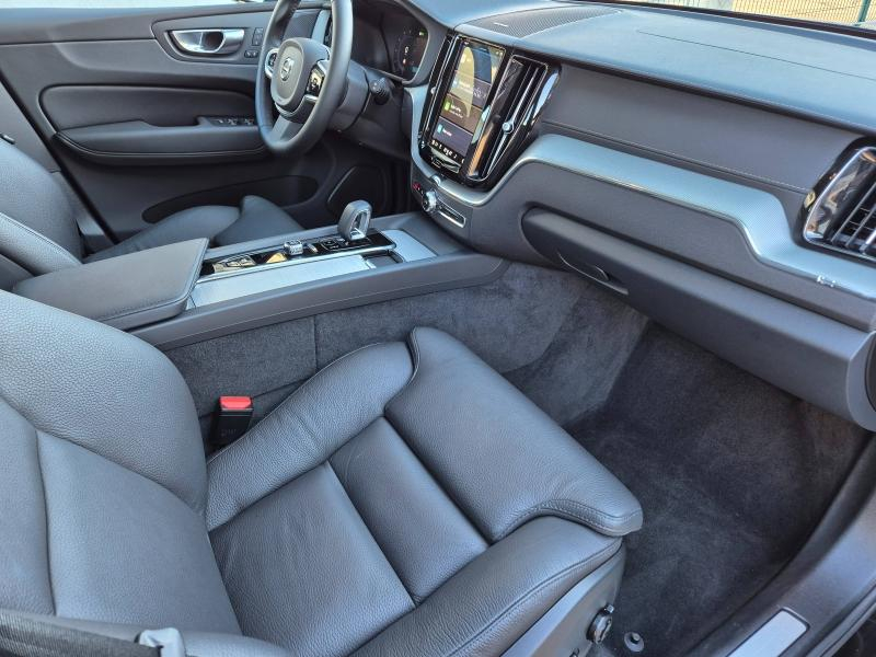 Photo 15 de l’annonce de VOLVO XC60 d’occasion à vendre à AVIGNON