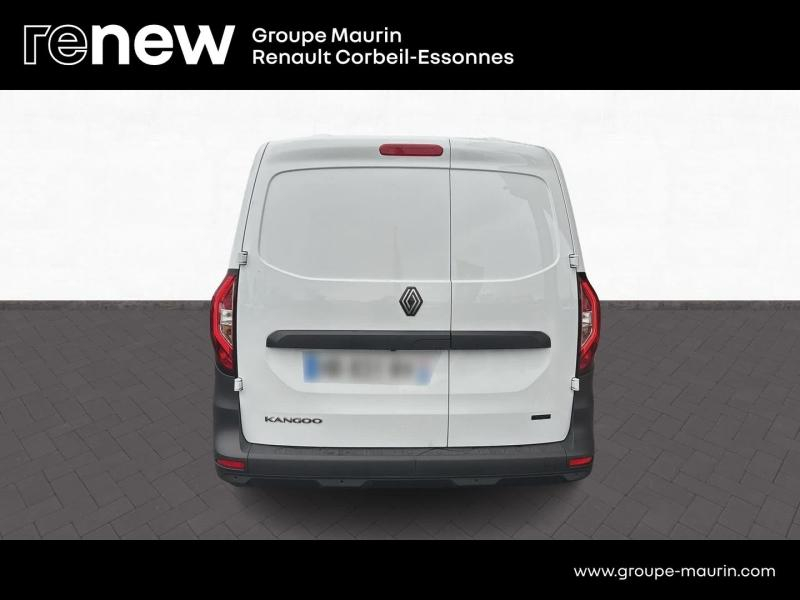 Photo 4 de l’annonce de RENAULT Kangoo Van d’occasion à vendre à CORBEIL-ESSONNES