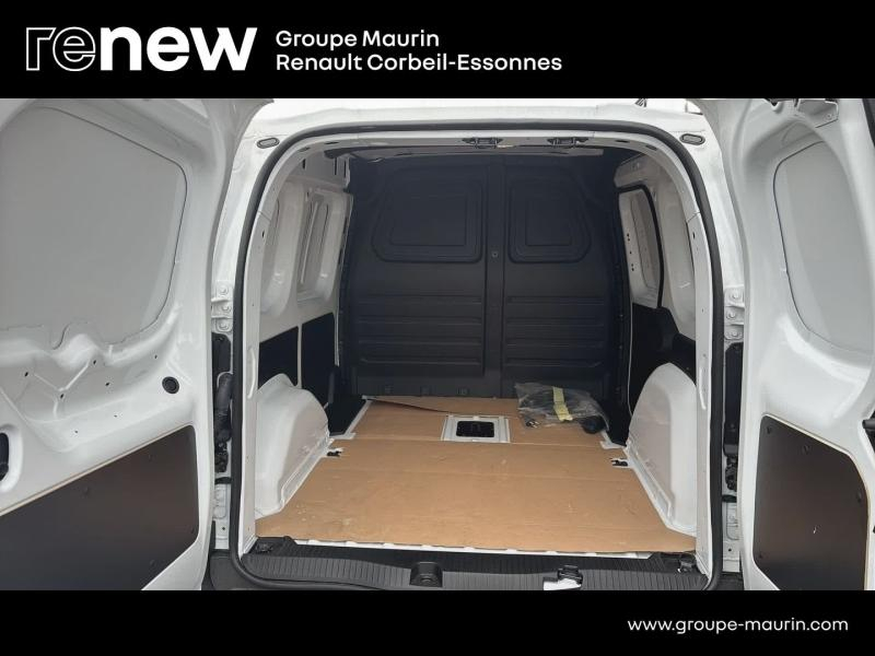 Photo 12 de l’annonce de RENAULT Kangoo Van d’occasion à vendre à CORBEIL-ESSONNES