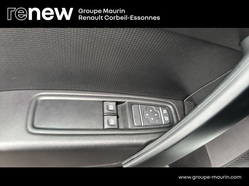 Photo 16 de l’annonce de RENAULT Kangoo Van d’occasion à vendre à CORBEIL-ESSONNES