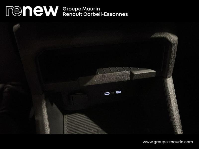 Photo 19 de l’annonce de DACIA Duster d’occasion à vendre à CORBEIL-ESSONNES