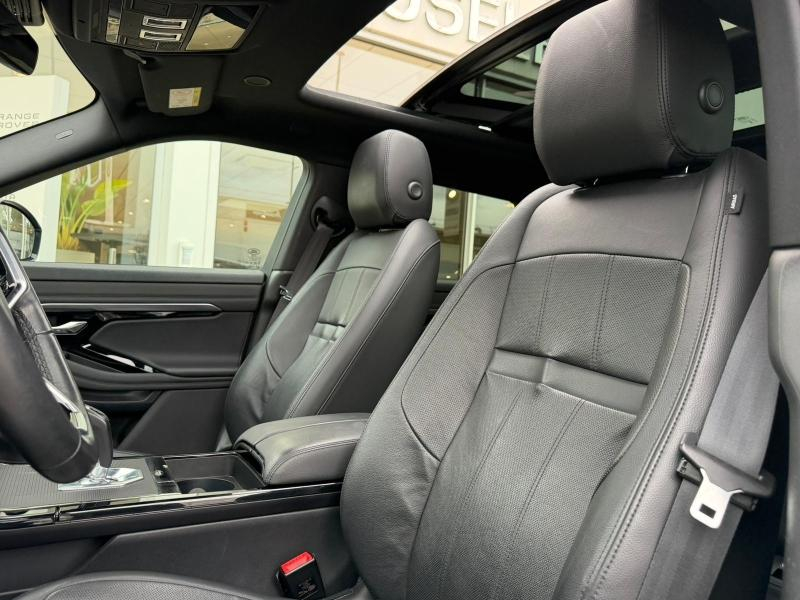 Photo 14 de l’annonce de LAND-ROVER Evoque d’occasion à vendre à AIX-EN-PROVENCE