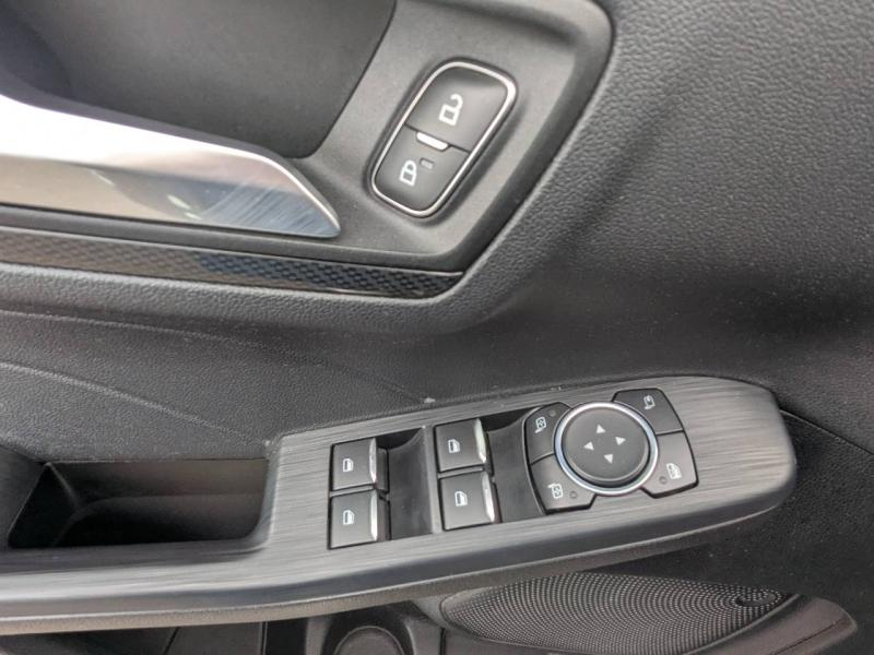 Photo 12 de l’annonce de FORD Kuga d’occasion à vendre à FRÉJUS