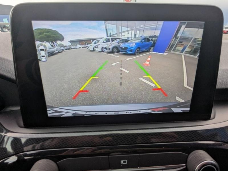 Photo 19 de l’annonce de FORD Kuga d’occasion à vendre à FRÉJUS