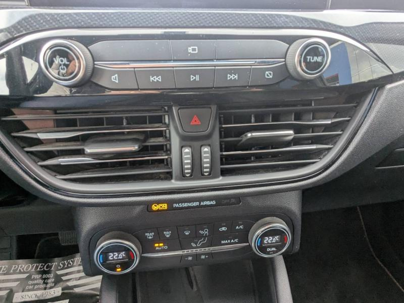 Photo 20 de l’annonce de FORD Kuga d’occasion à vendre à FRÉJUS