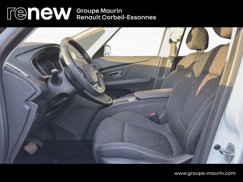 Photo 11 de l’annonce de RENAULT Scenic d’occasion à vendre à CORBEIL-ESSONNES