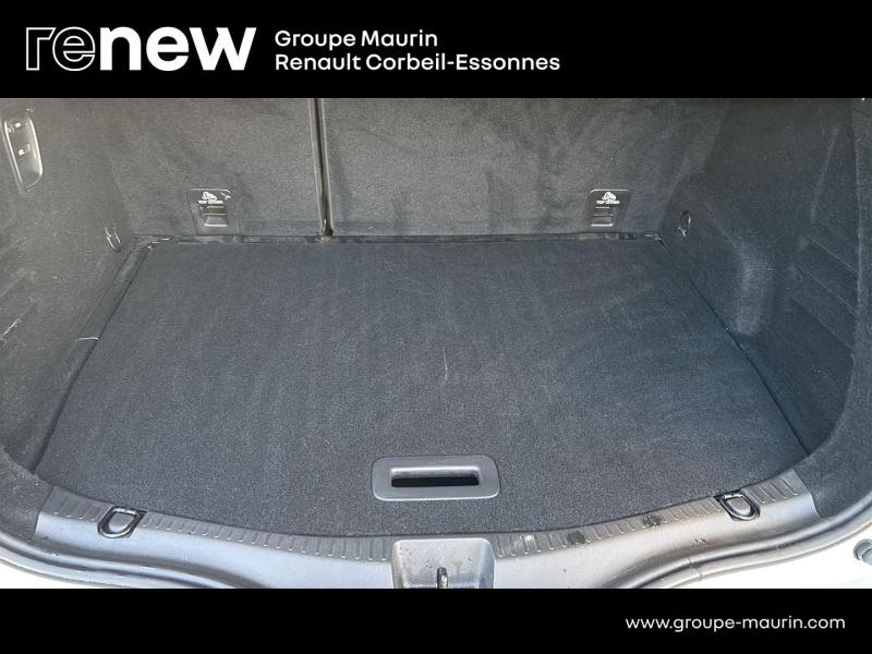 Photo 19 de l’annonce de RENAULT Scenic d’occasion à vendre à CORBEIL-ESSONNES