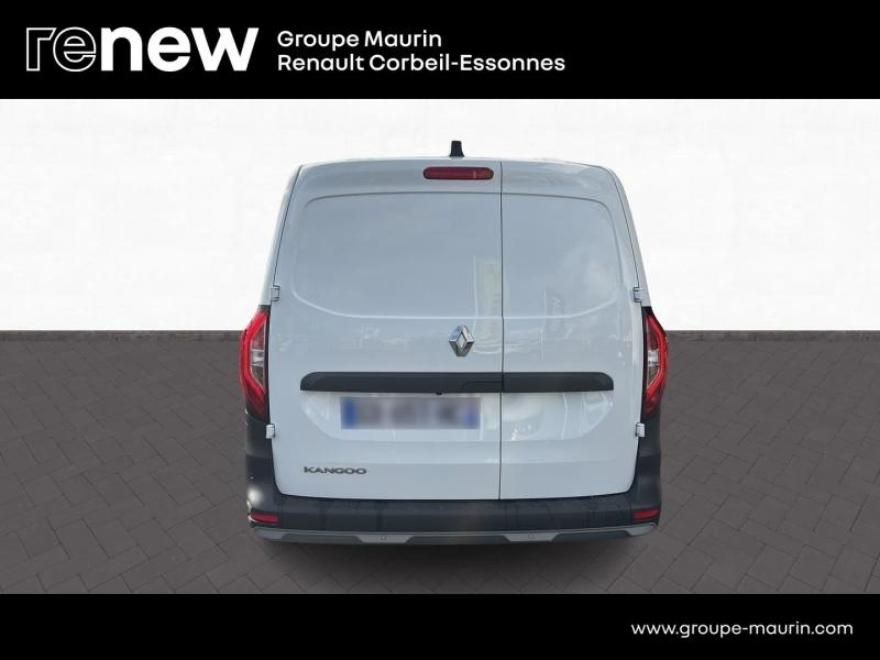 Photo 4 de l’annonce de RENAULT Kangoo Van d’occasion à vendre à CORBEIL-ESSONNES