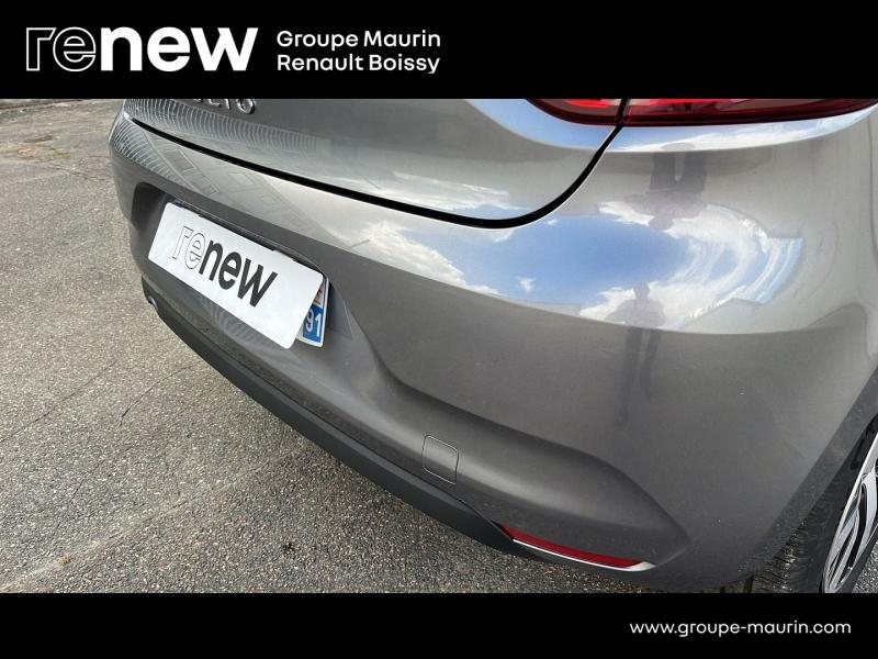 Photo 18 de l’annonce de RENAULT Clio d’occasion à vendre à LIMEIL-BRÉVANNES