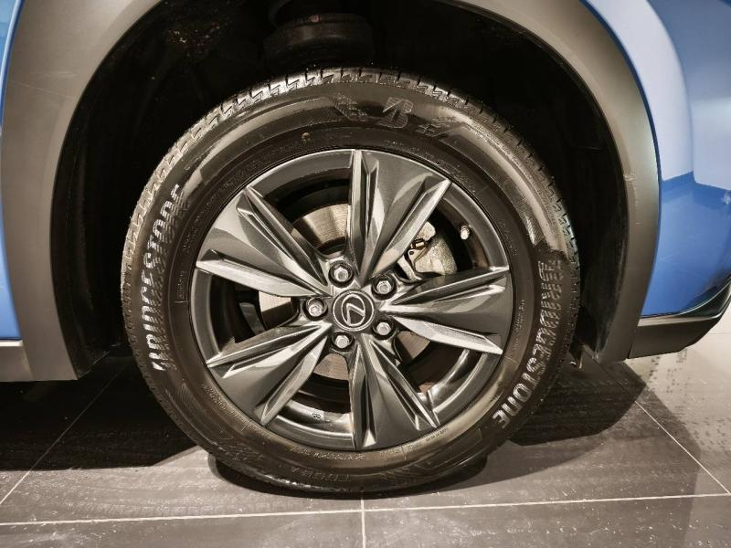 Photo 4 de l’annonce de LEXUS UX d’occasion à vendre à LATTES