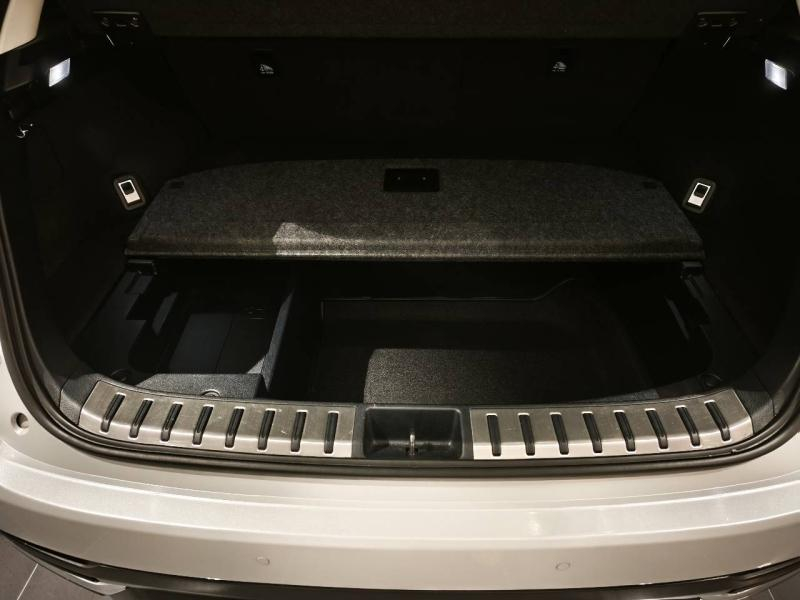 Photo 9 de l’annonce de LEXUS NX d’occasion à vendre à LATTES