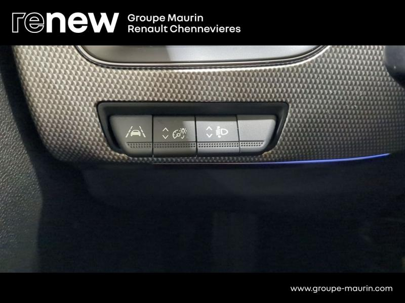 Photo 19 de l’annonce de RENAULT Arkana d’occasion à vendre à CHENNEVIÈRES-SUR-MARNE