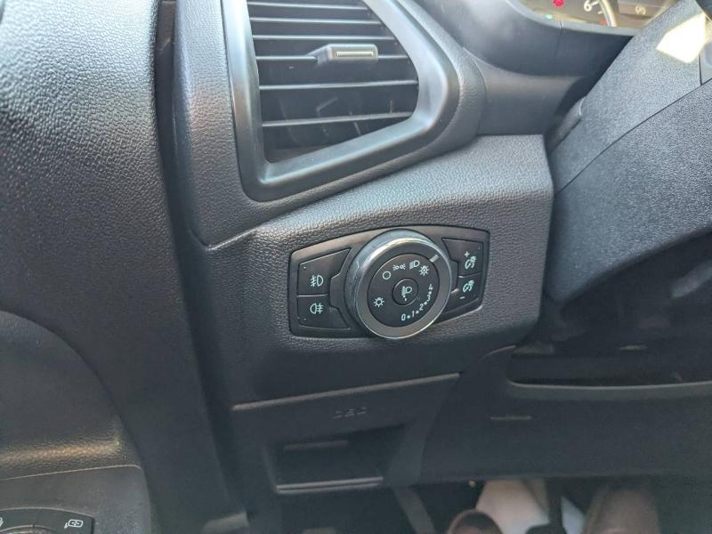 Photo 12 de l’annonce de FORD EcoSport d’occasion à vendre à MANOSQUE