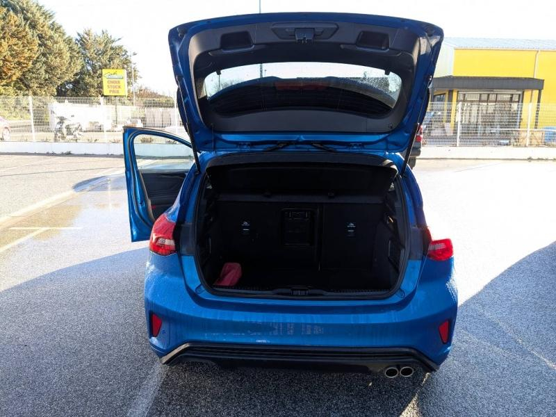 Photo 14 de l’annonce de FORD Focus d’occasion à vendre à BRIGNOLES