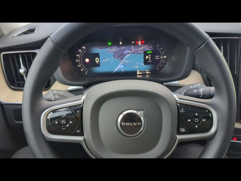 Photo 9 de l’annonce de VOLVO XC60 d’occasion à vendre à GAP