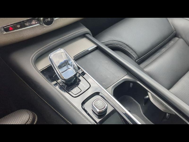 Photo 18 de l’annonce de VOLVO XC90 d’occasion à vendre à GAP