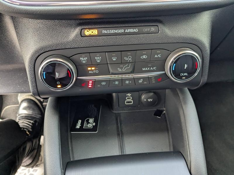 Photo 20 de l’annonce de FORD Kuga d’occasion à vendre à CARCASSONNE