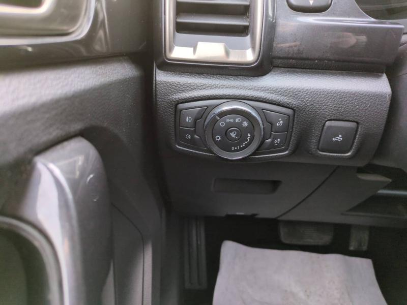 Photo 18 de l’annonce de FORD Ranger VUL d’occasion à vendre à NÎMES