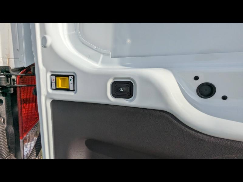 Photo 18 de l’annonce de FORD Transit 2T Fg VUL d’occasion à vendre à AVIGNON