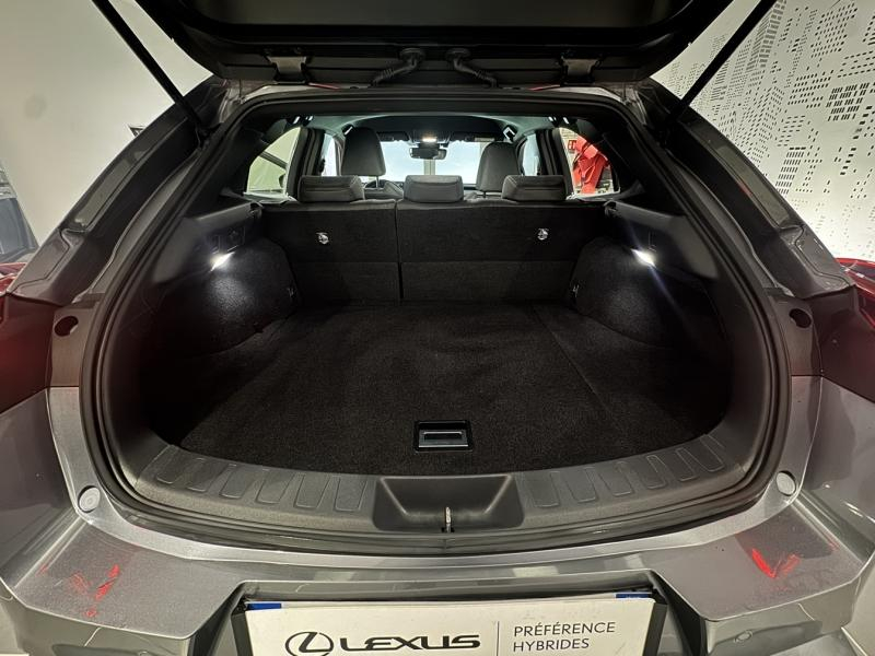 Photo 9 de l’annonce de LEXUS UX d’occasion à vendre à MONTFAVET