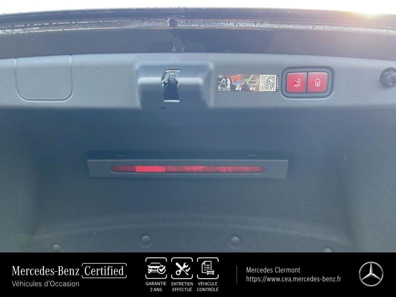 Photo 11 de l’annonce de MERCEDES-BENZ Classe E d’occasion à vendre à AUBIÈRE