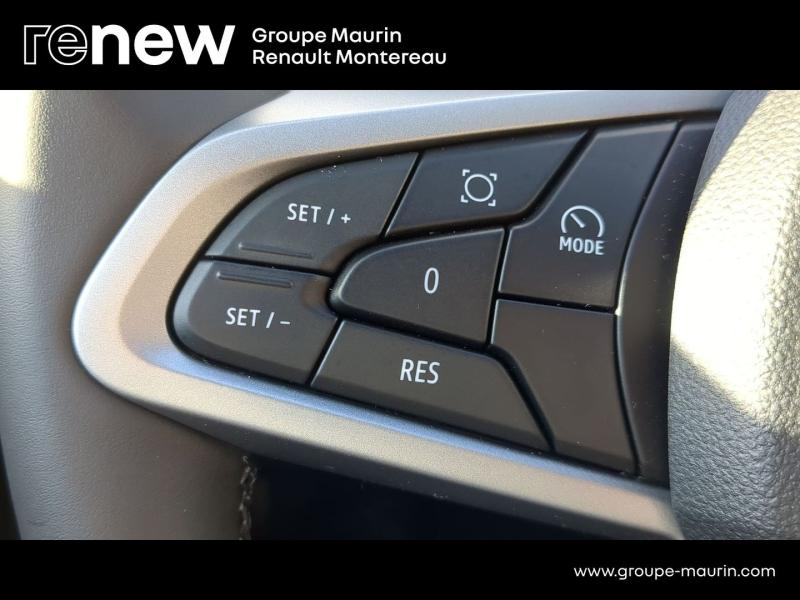 Photo 18 de l’annonce de DACIA  d’occasion à vendre à VARENNES SUR SEINE